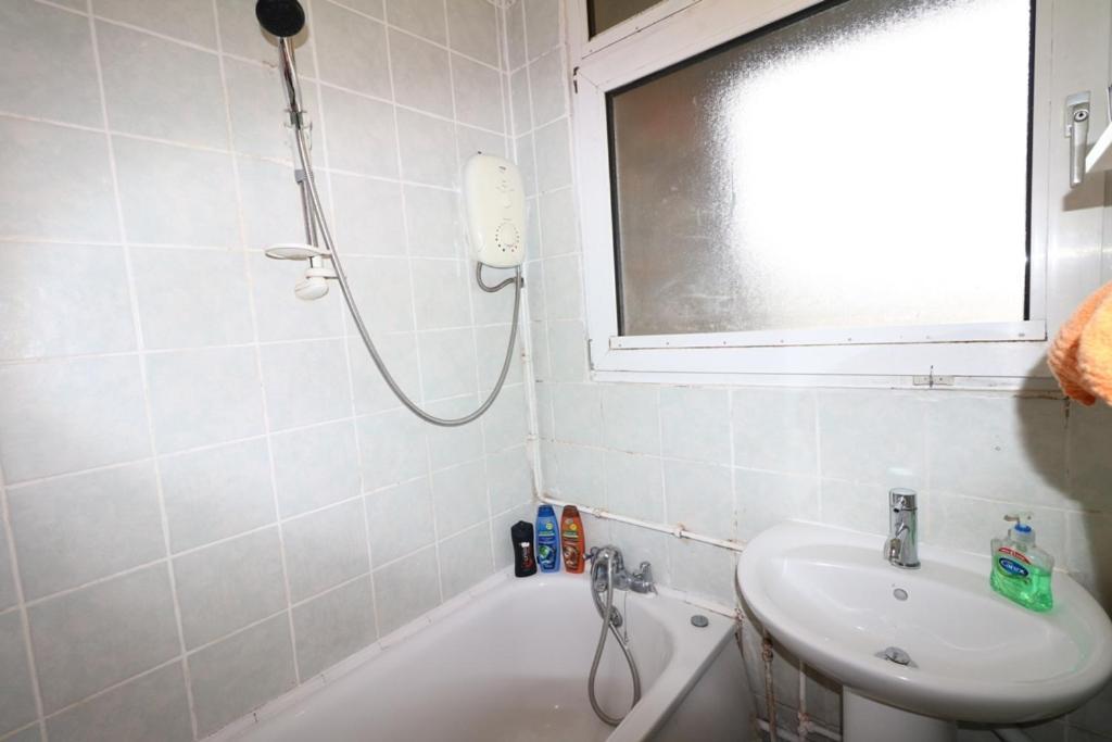 Cosy 3 Bed Apt, Old Truman Brewery! Brick Lane, London, E1 Kültér fotó