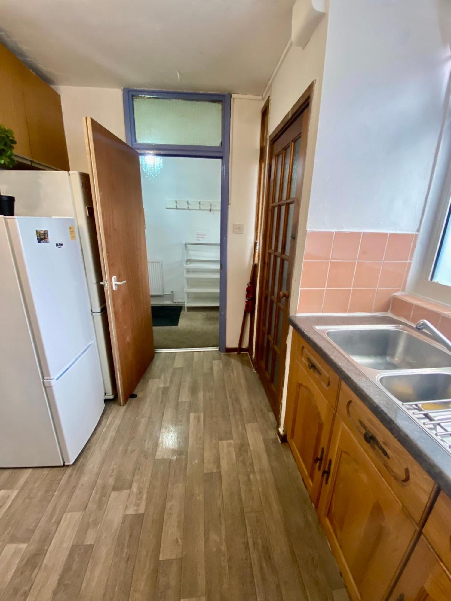 Cosy 3 Bed Apt, Old Truman Brewery! Brick Lane, London, E1 Kültér fotó