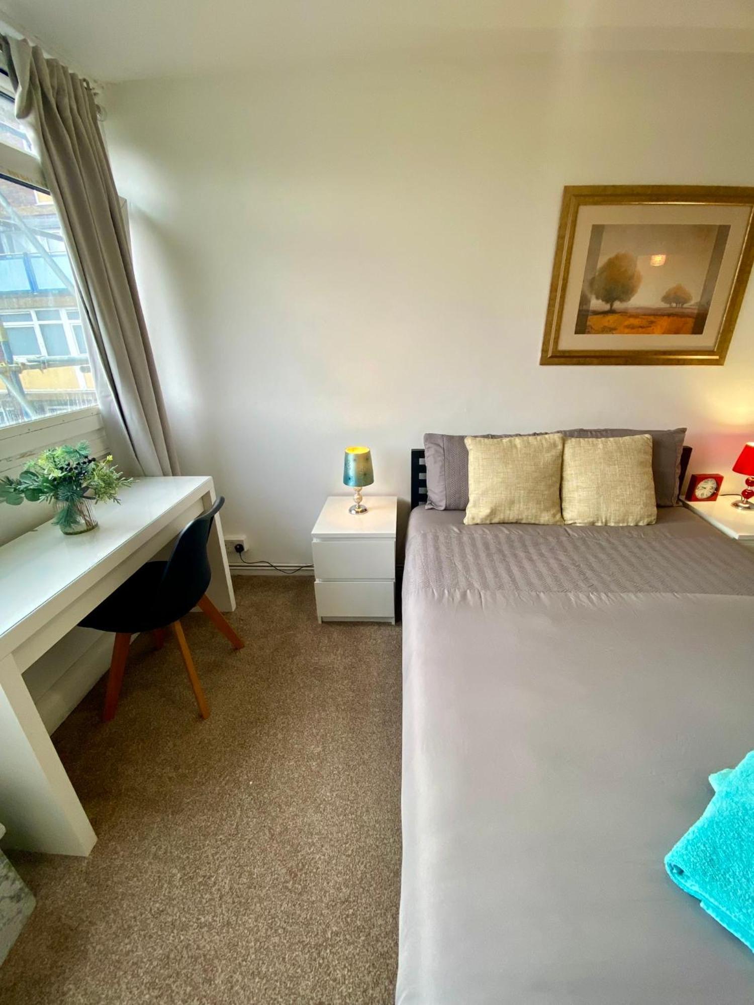 Cosy 3 Bed Apt, Old Truman Brewery! Brick Lane, London, E1 Kültér fotó