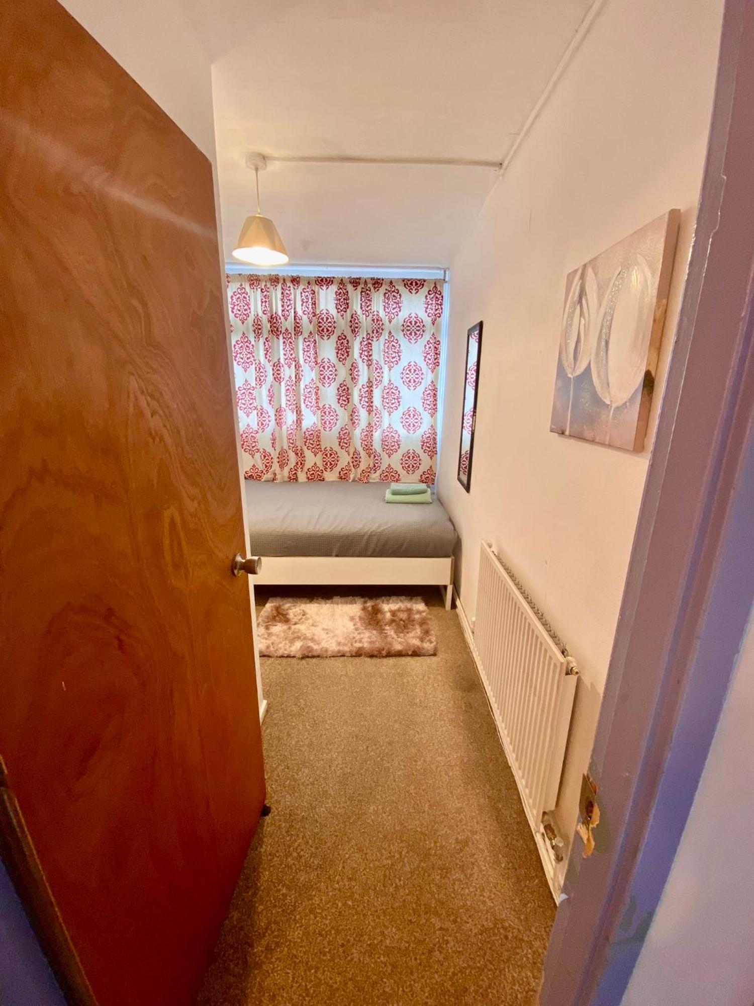 Cosy 3 Bed Apt, Old Truman Brewery! Brick Lane, London, E1 Kültér fotó